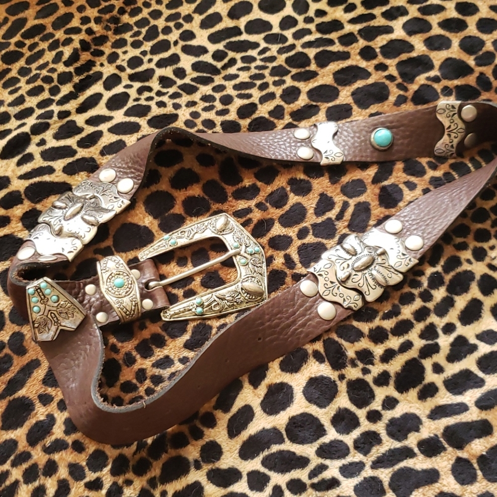 Belt - Picture 2 of 3